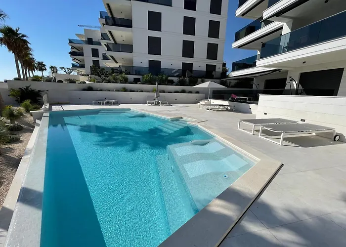 Sunhill Primosten Resort Apartment Dario